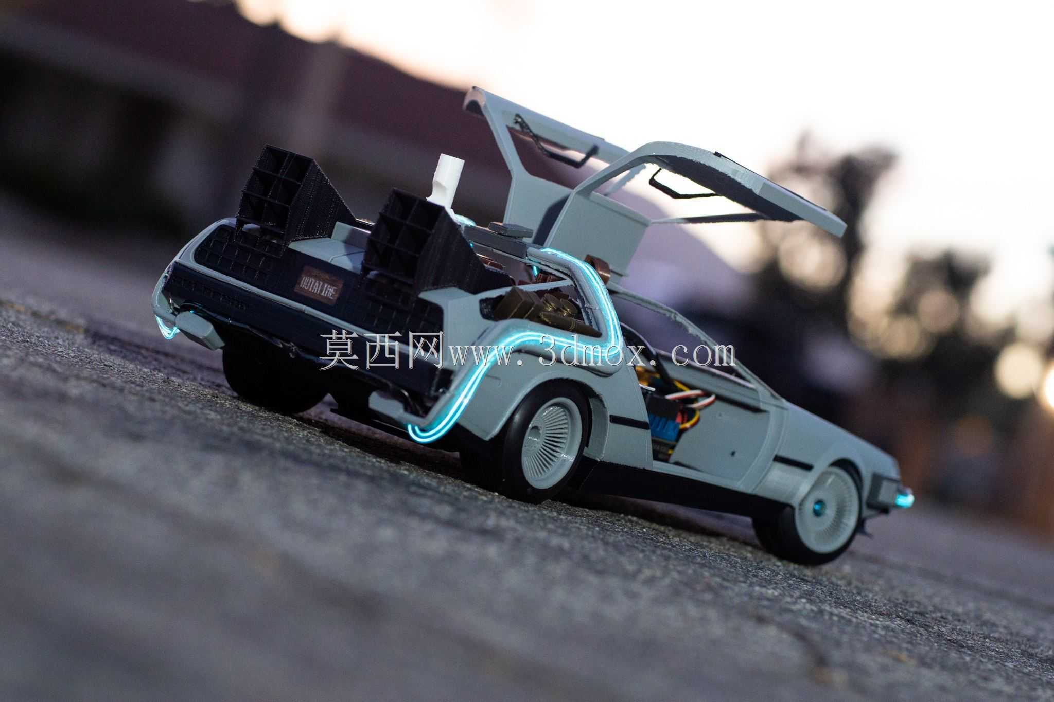 德洛林DMC-12/BTTF时光机3D印刷钢筋混凝土车