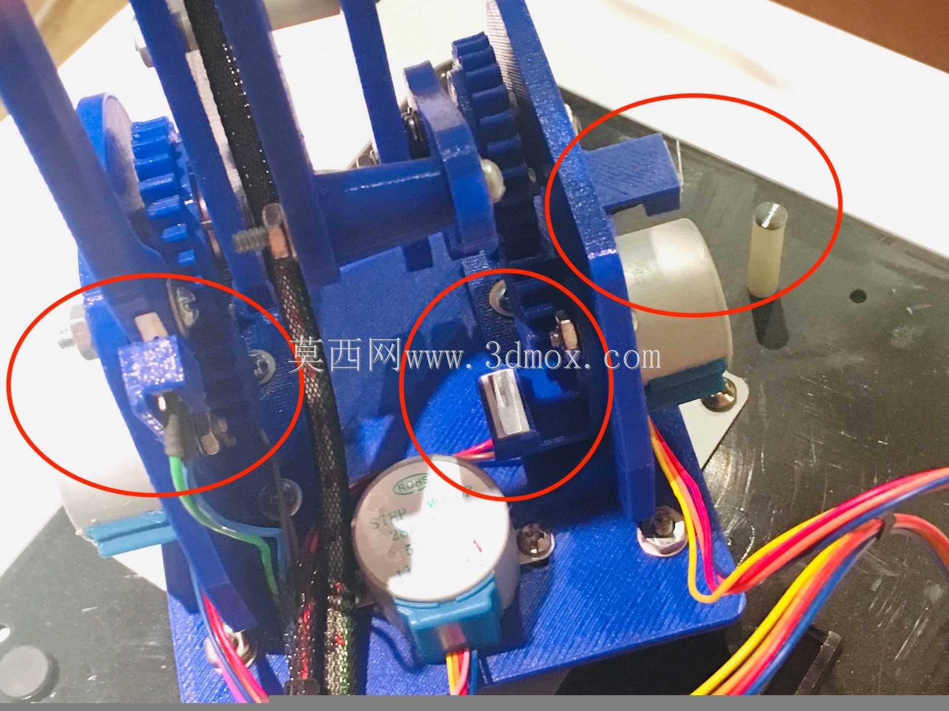 基于开源uArm的机械臂建模