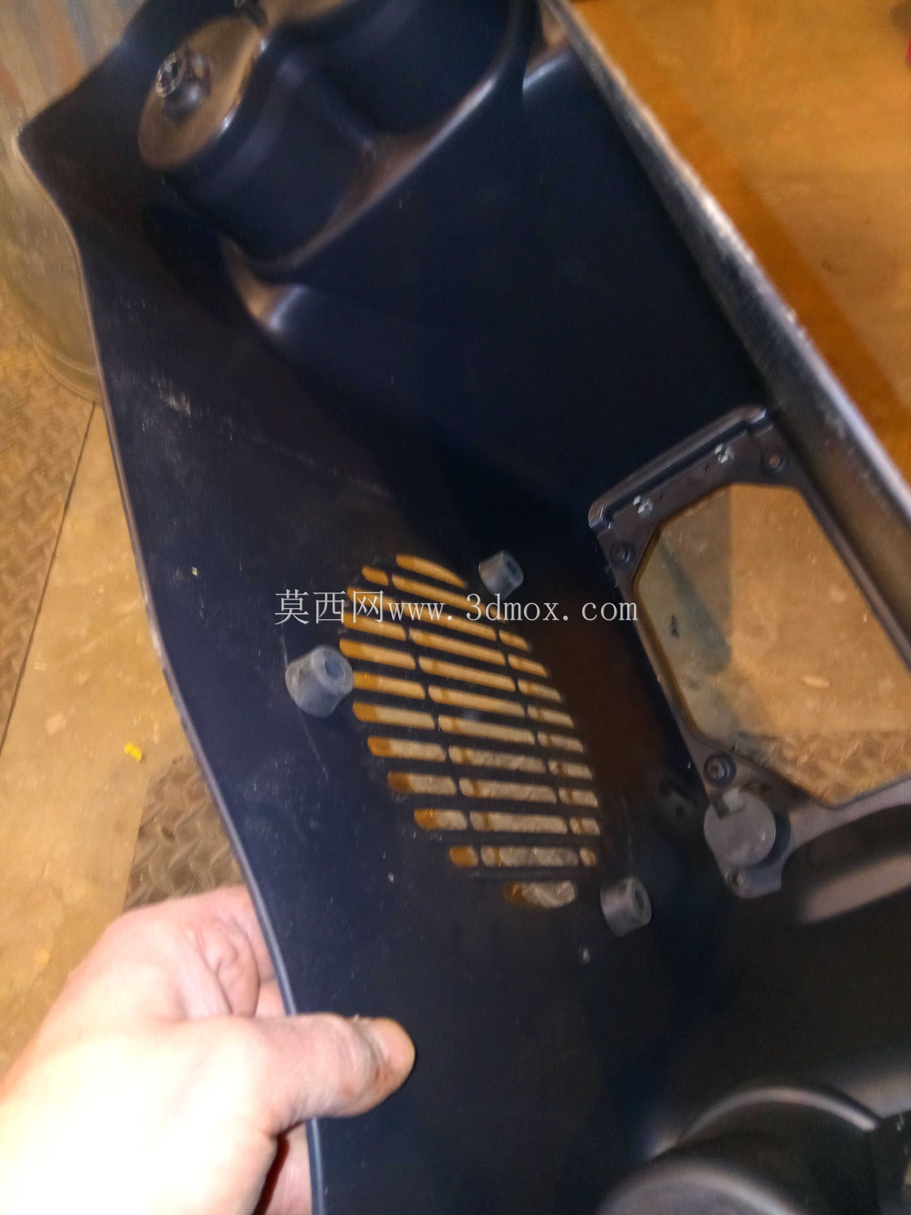 Jeep TJ中控台超低音扬声器盖
