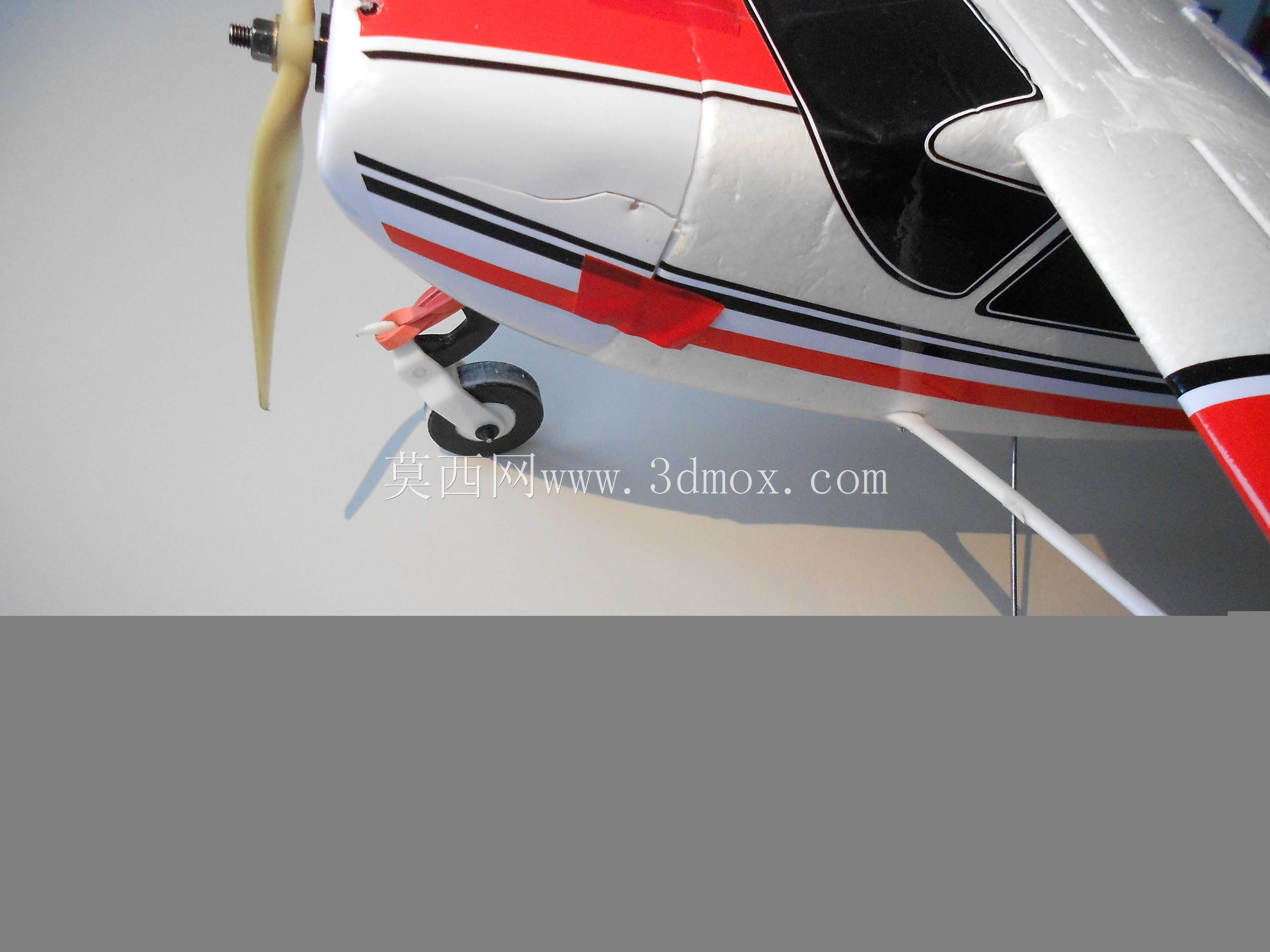 RC�ɻ�ǰ�����