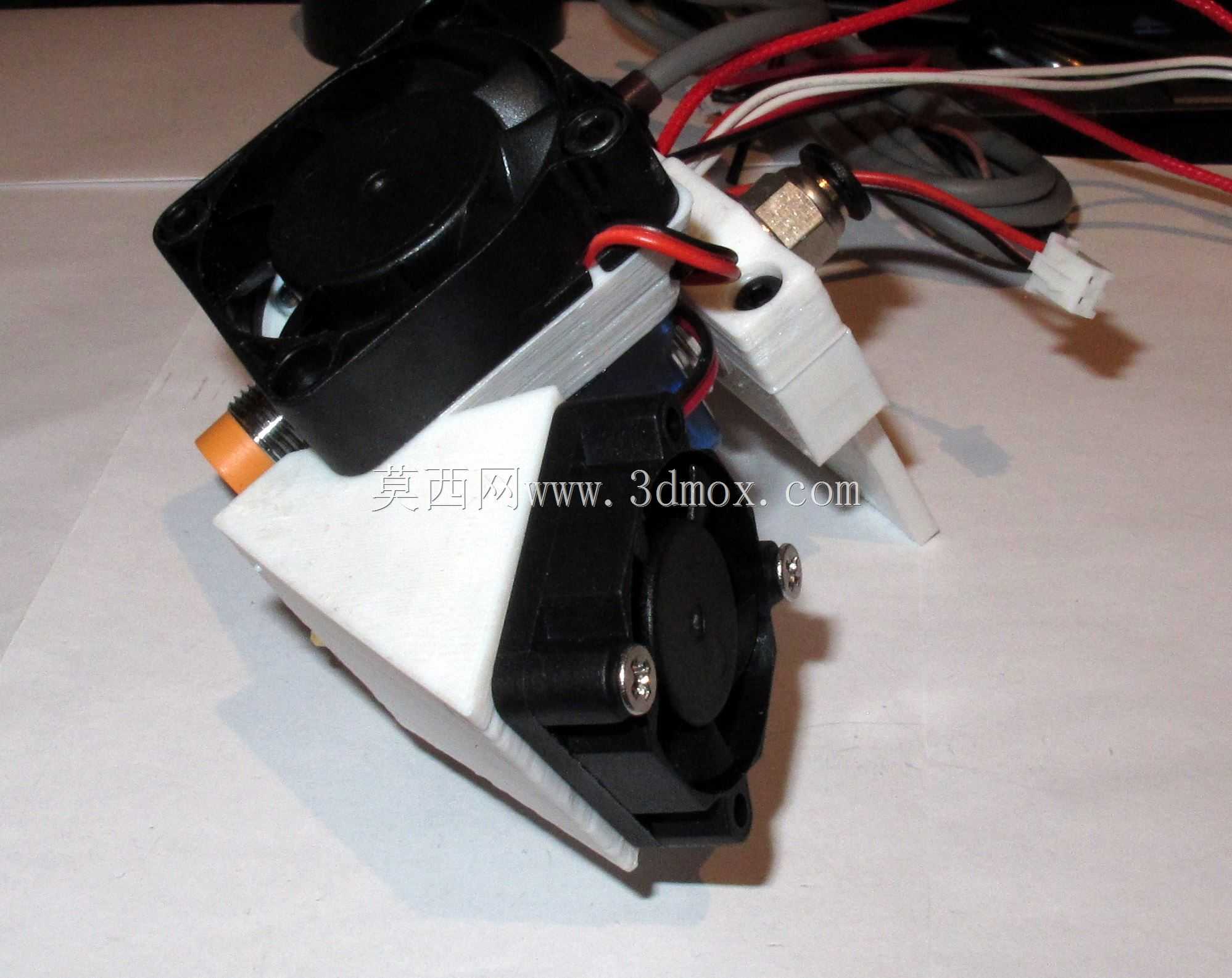 MGN12���Թ����E3D�ȶ����
