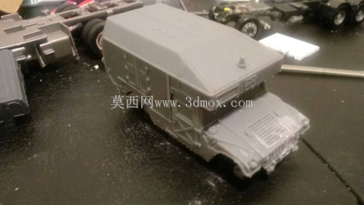 用于3D打印的Humvee救护车(比例1/48)