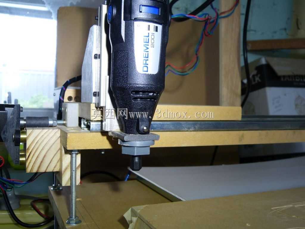 Dremel工具安装螺母