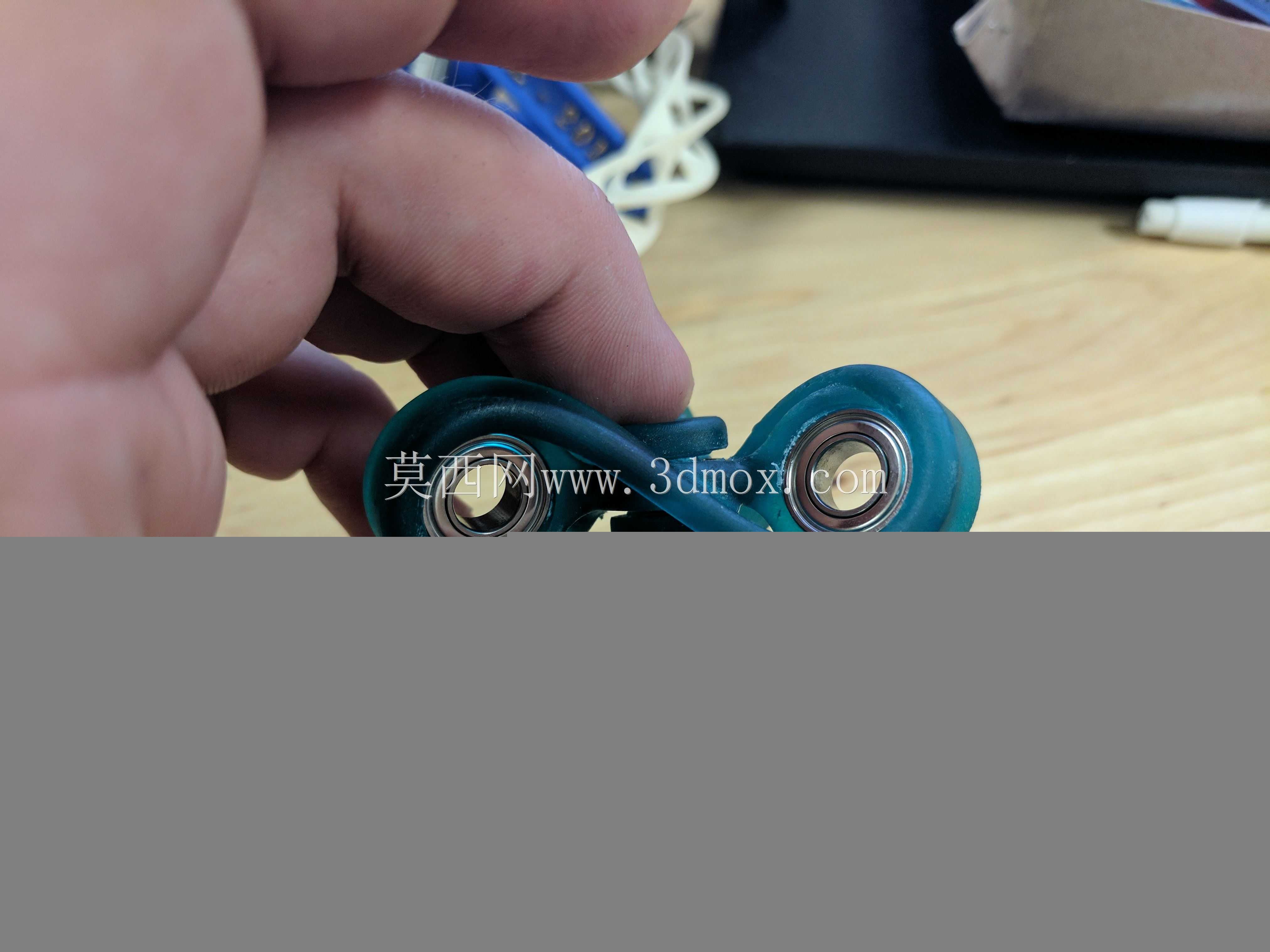 3D打印Mobius Fidget微调器
