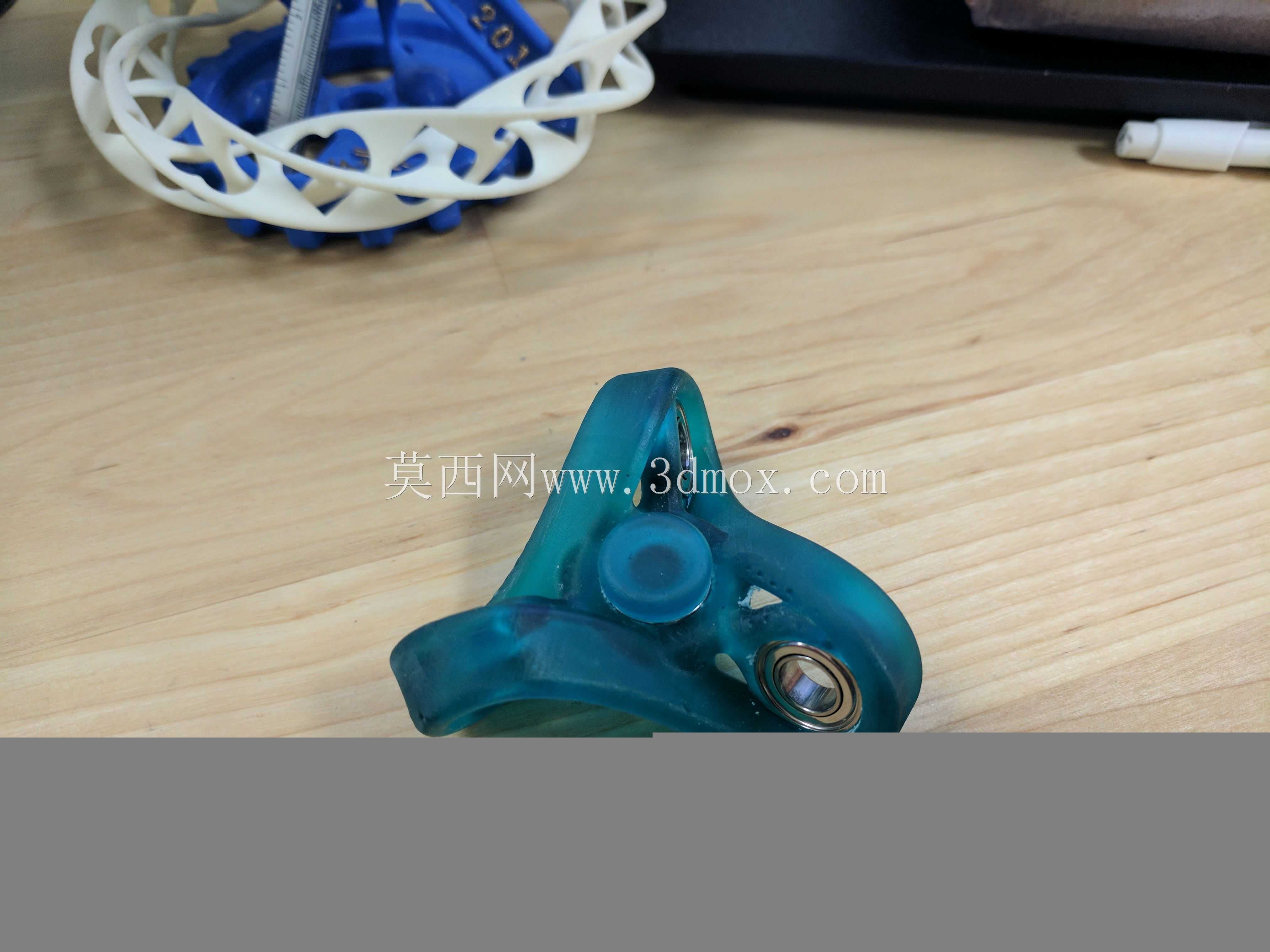 3D打印Mobius Fidget微调器