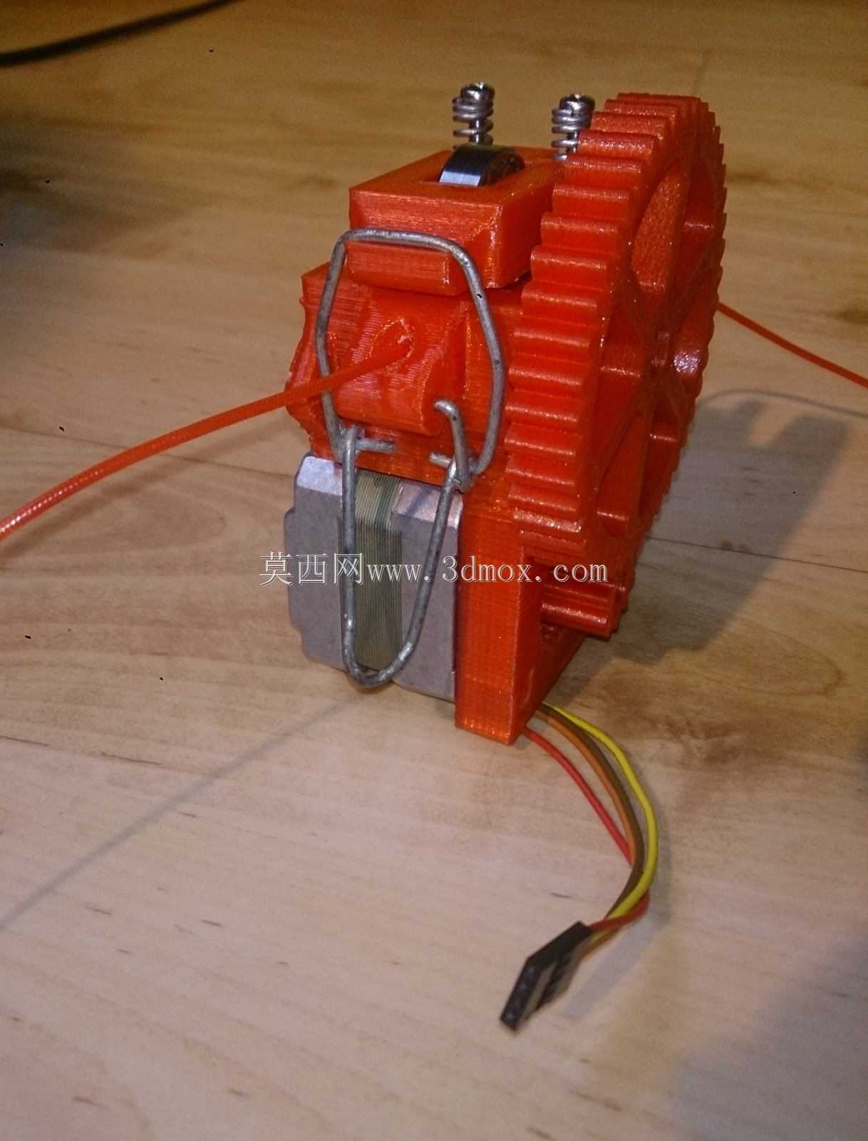 Q*Bot-开源超实惠的Delta 3D打印机