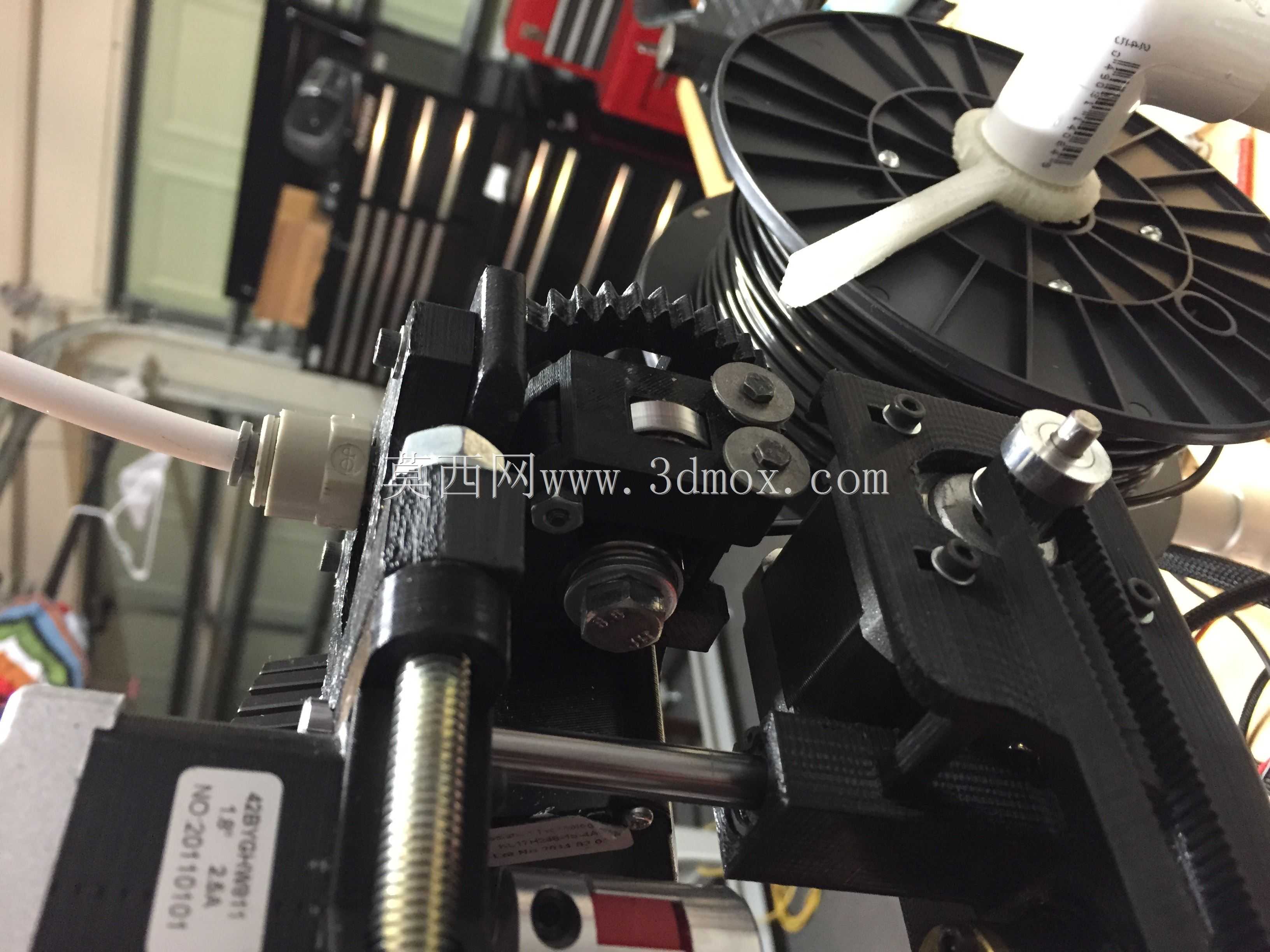 Prusa X��˲�֧�ܣ���������ĸ��������TR8��