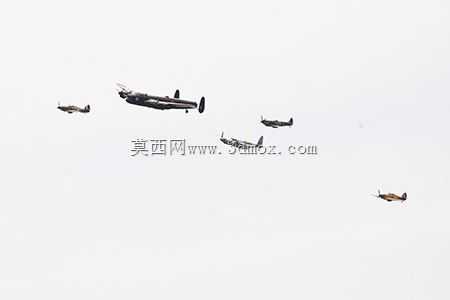 de Havilland DH.98����