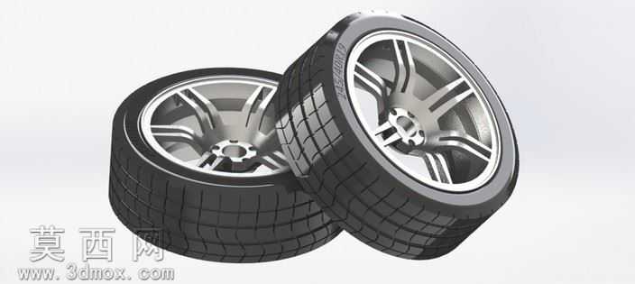 ����245/40R19

