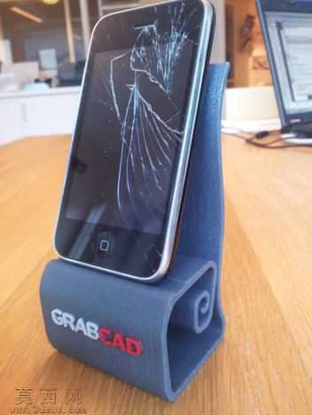 智能手机或Iphone持有人(3D打印)