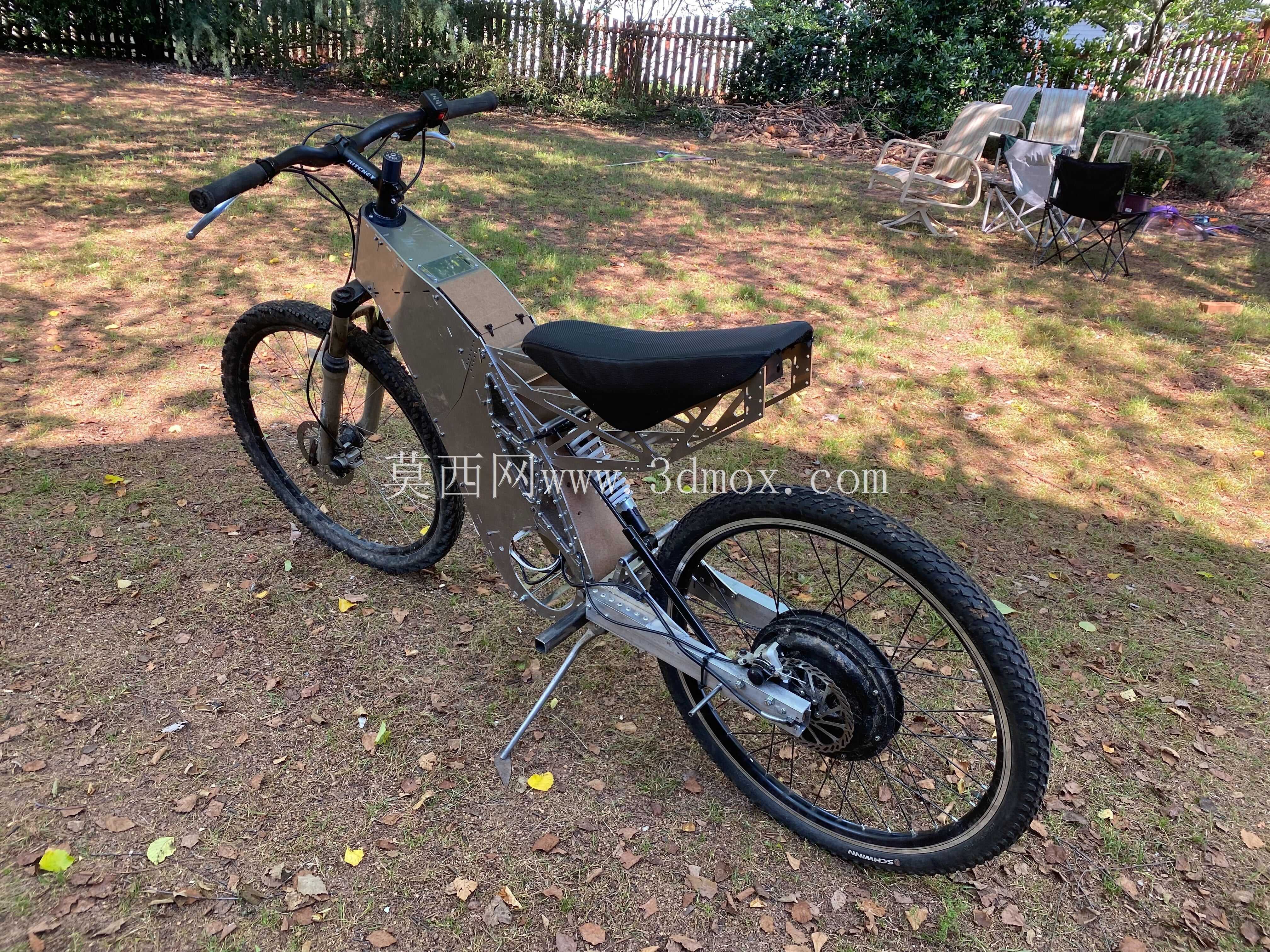 电动越野车