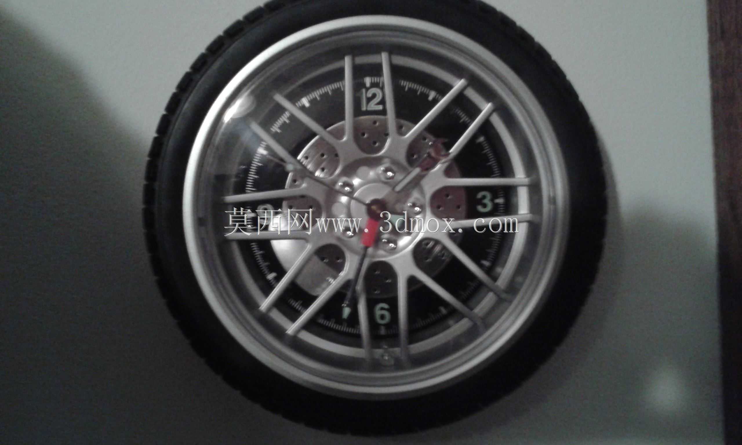 赛车轮钟