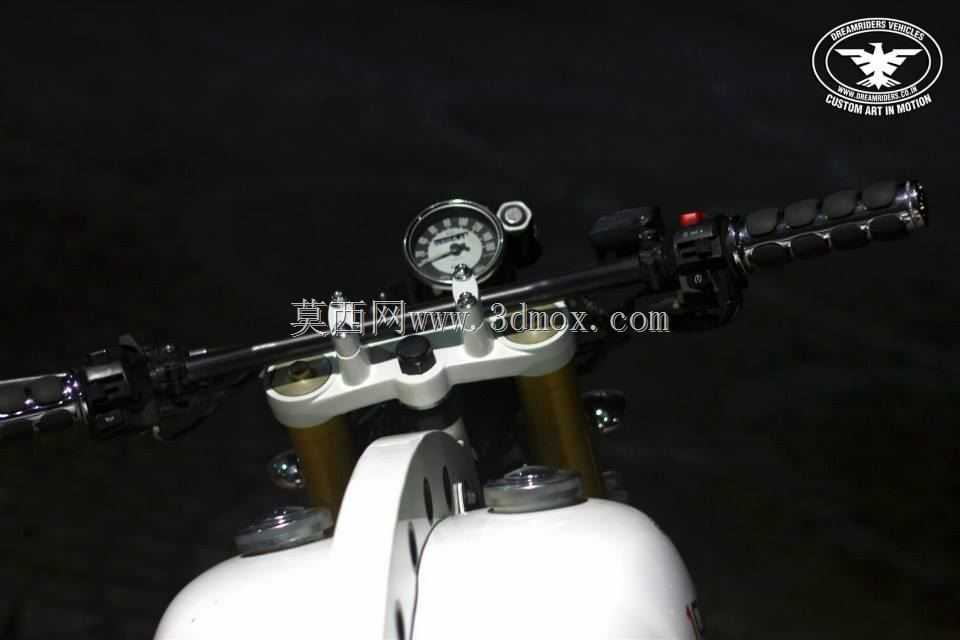 咖啡馆赛车手100