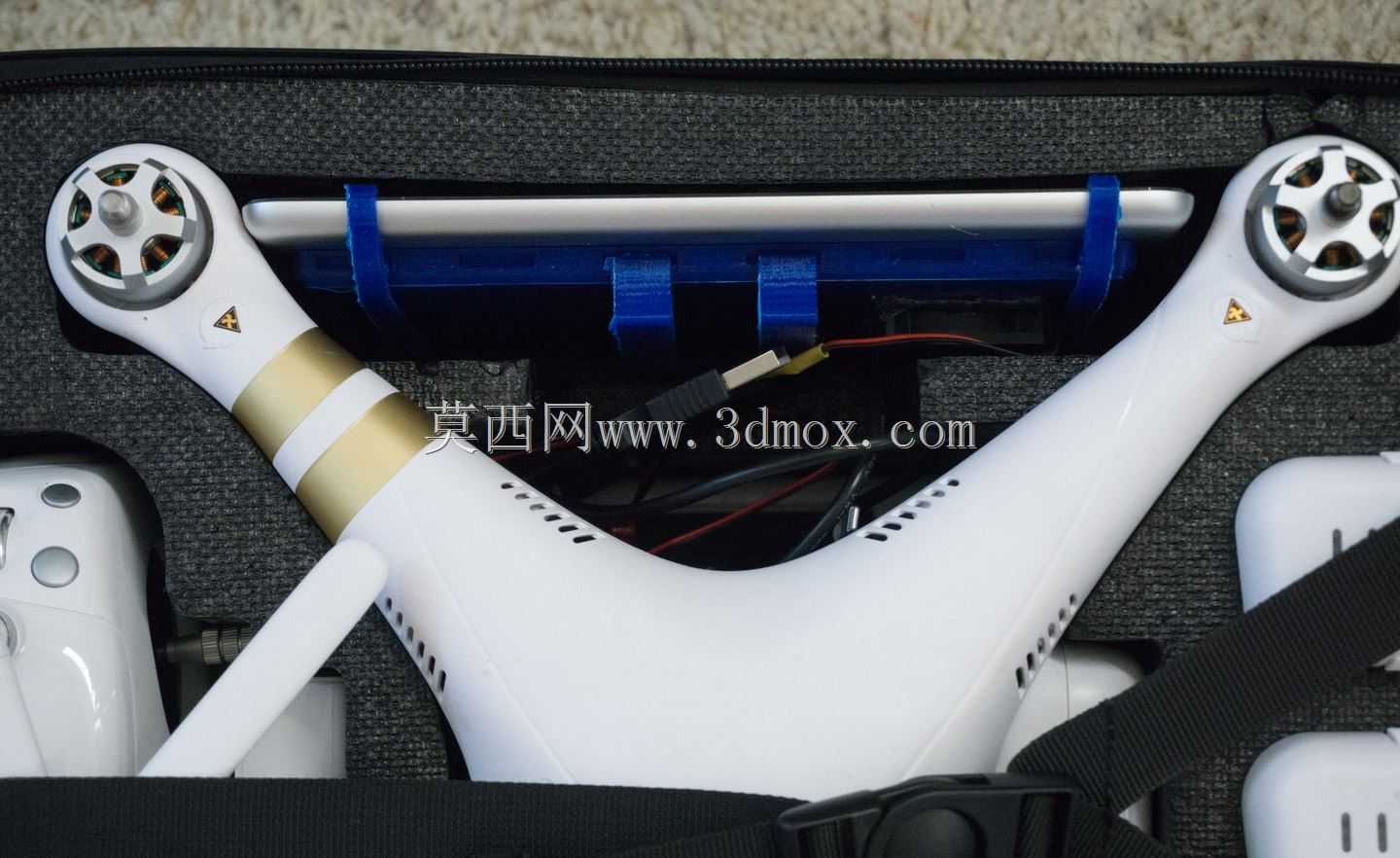 ������DJI Phantom 3��Inspire 1�û���iPad��ȴ��