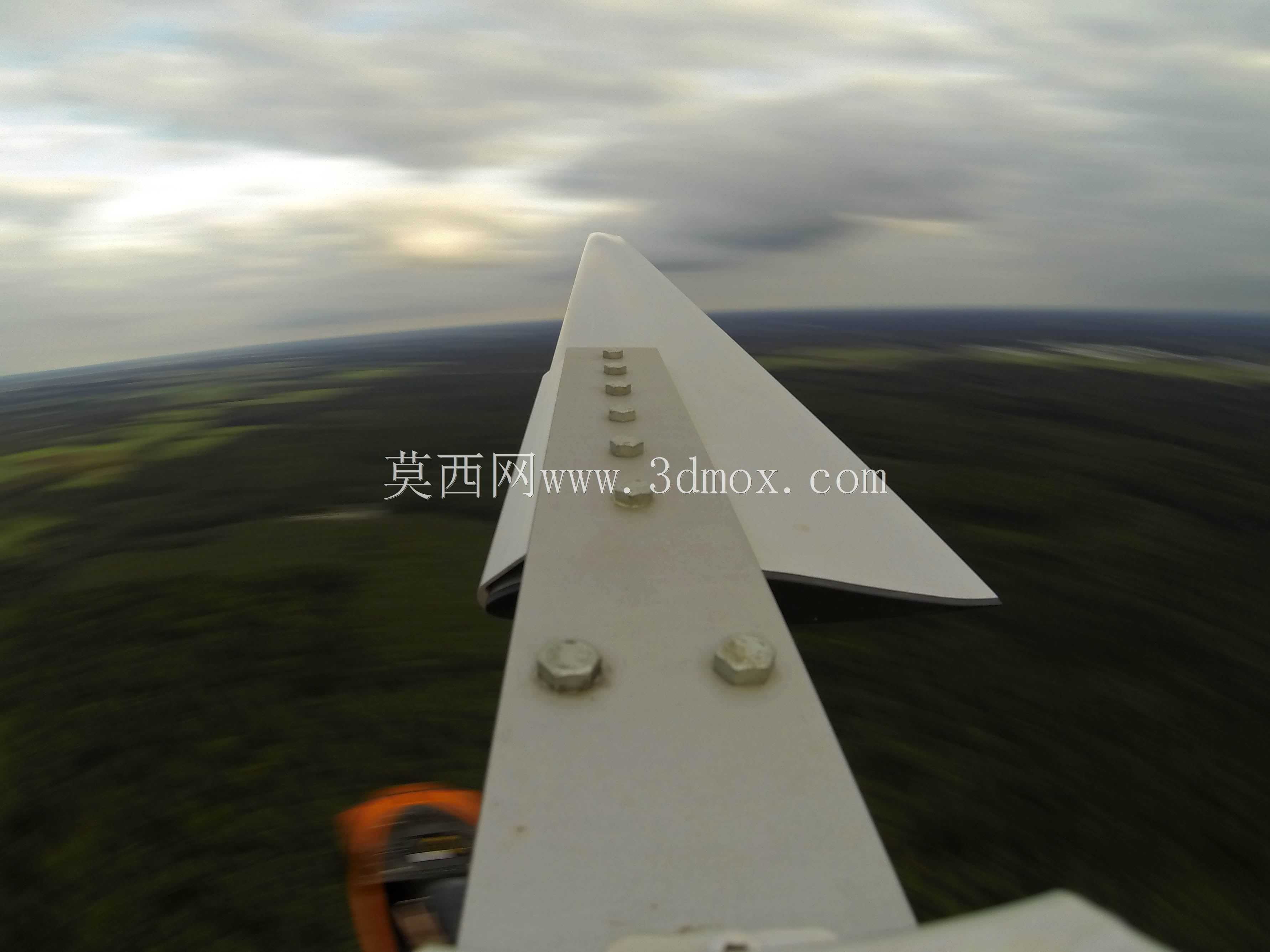 旋翼直升机旋翼上的GoPro
