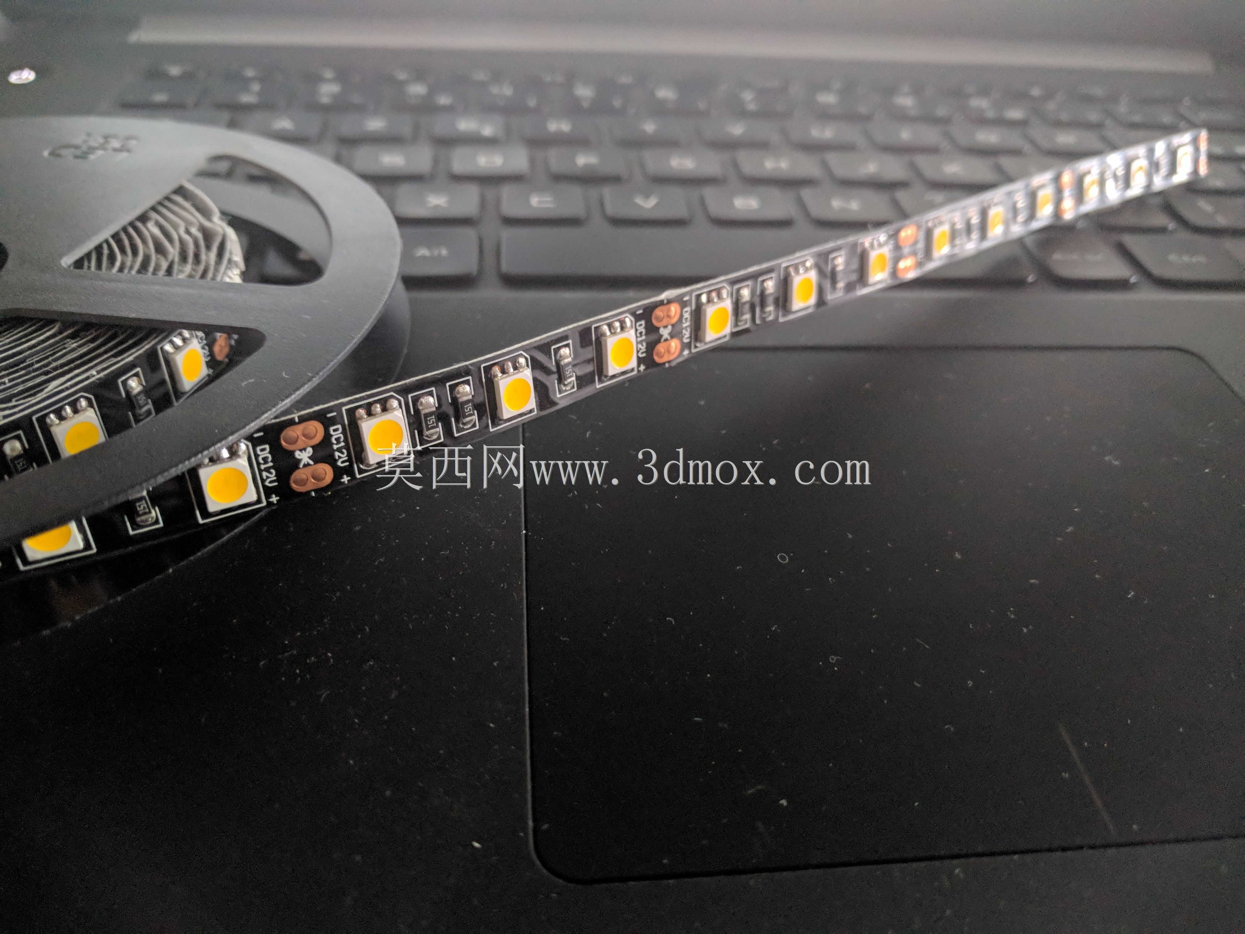 Led带5050 60LED/m 12V黑色PCB
