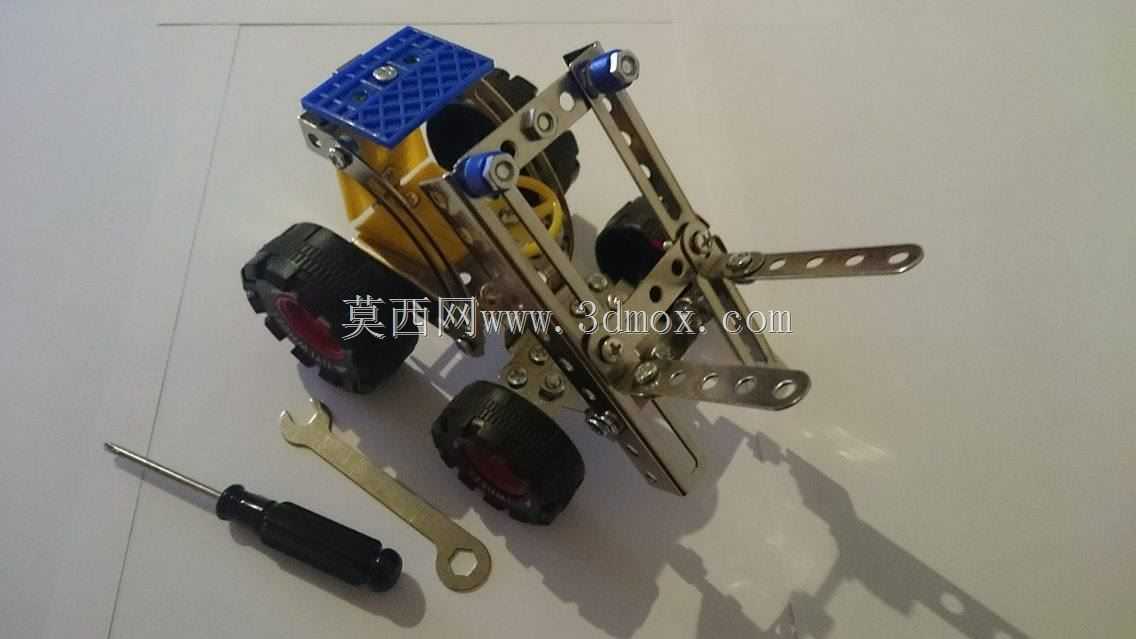 麦卡诺叉车