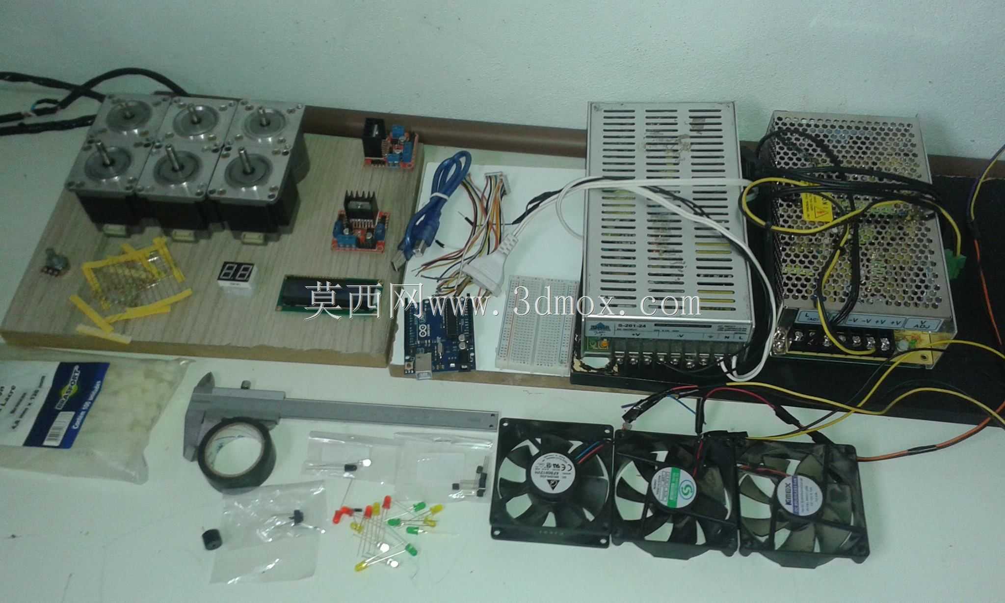 明哈路由器CNC