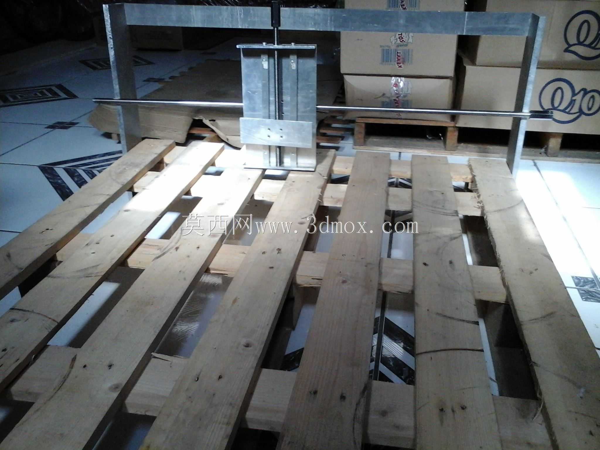 明哈路由器CNC