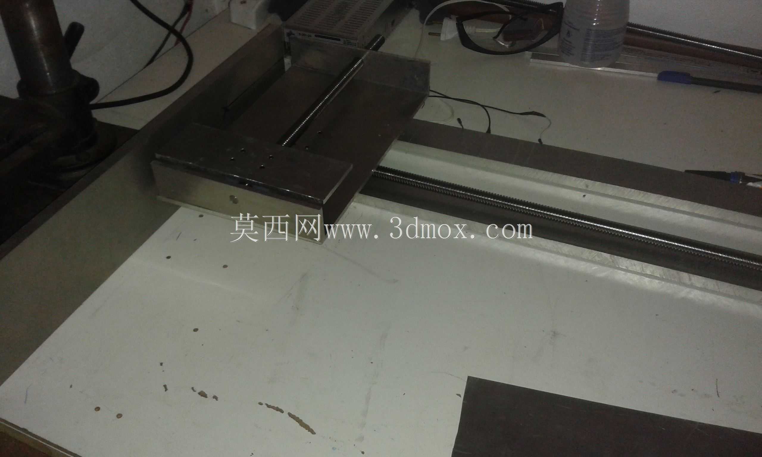 明哈路由器CNC