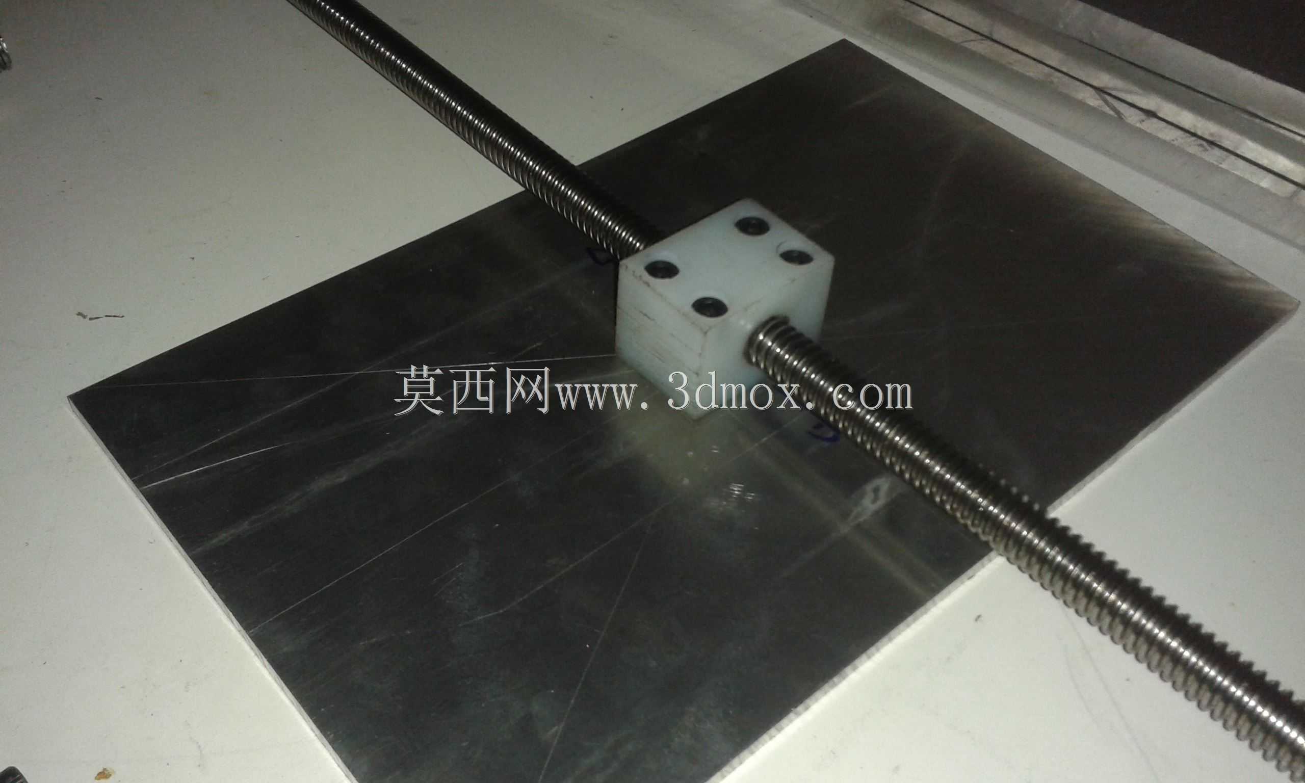 明哈路由器CNC