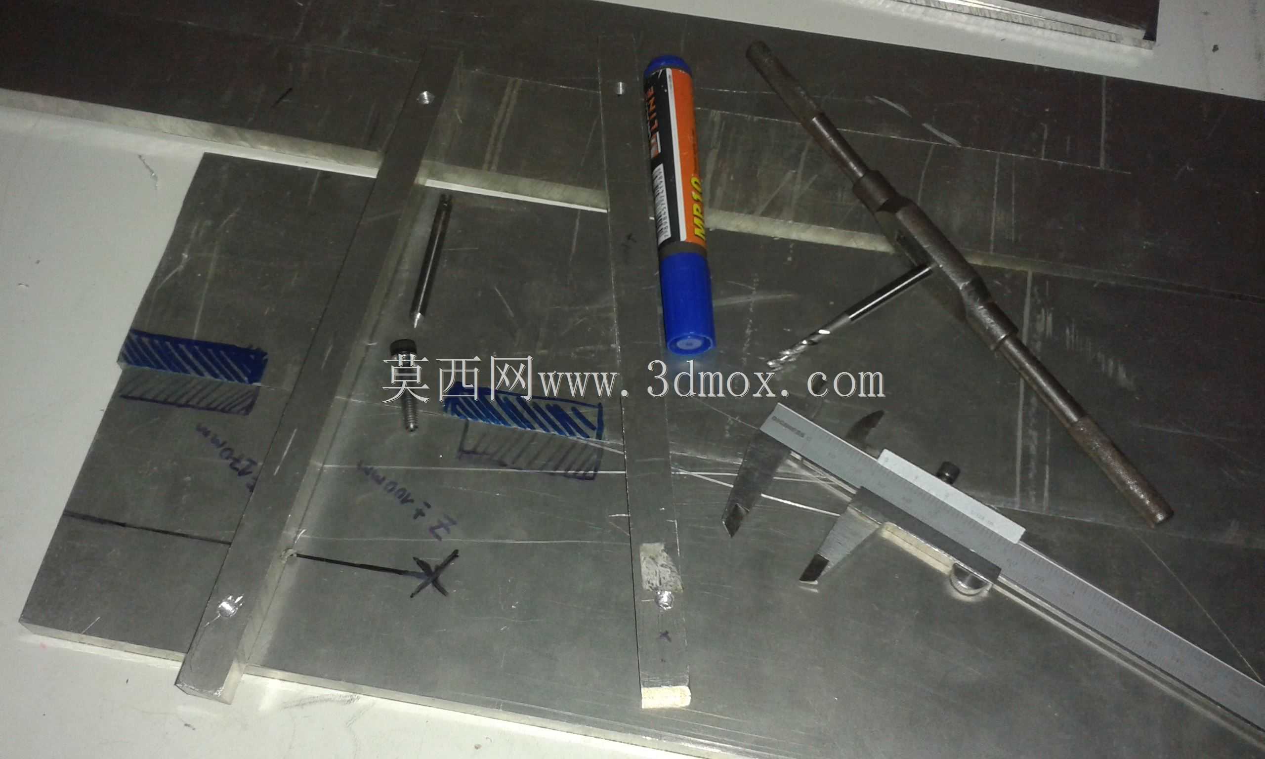 明哈路由器CNC