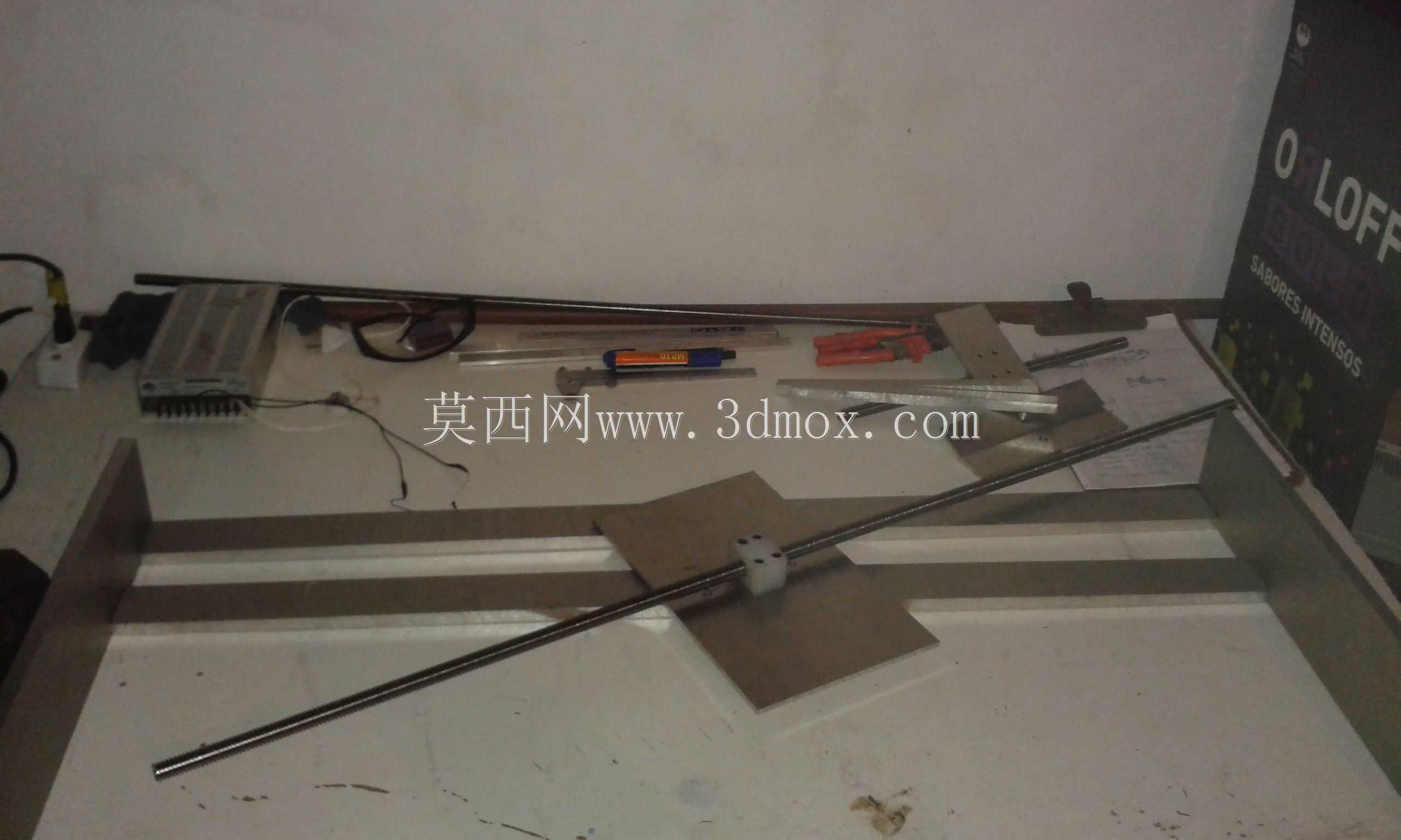 明哈路由器CNC