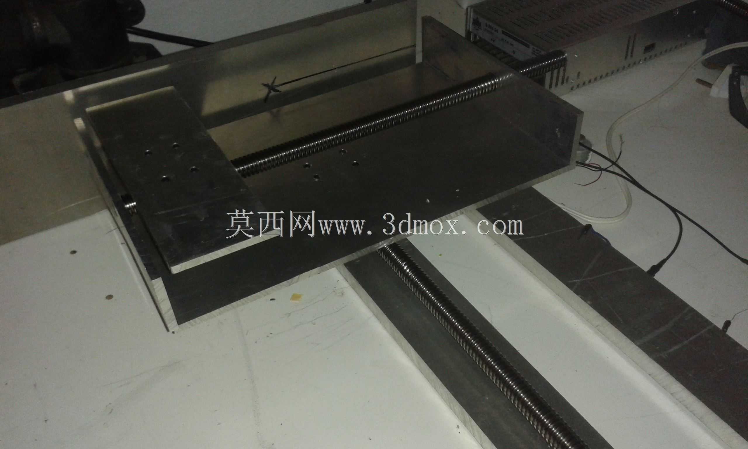 明哈路由器CNC