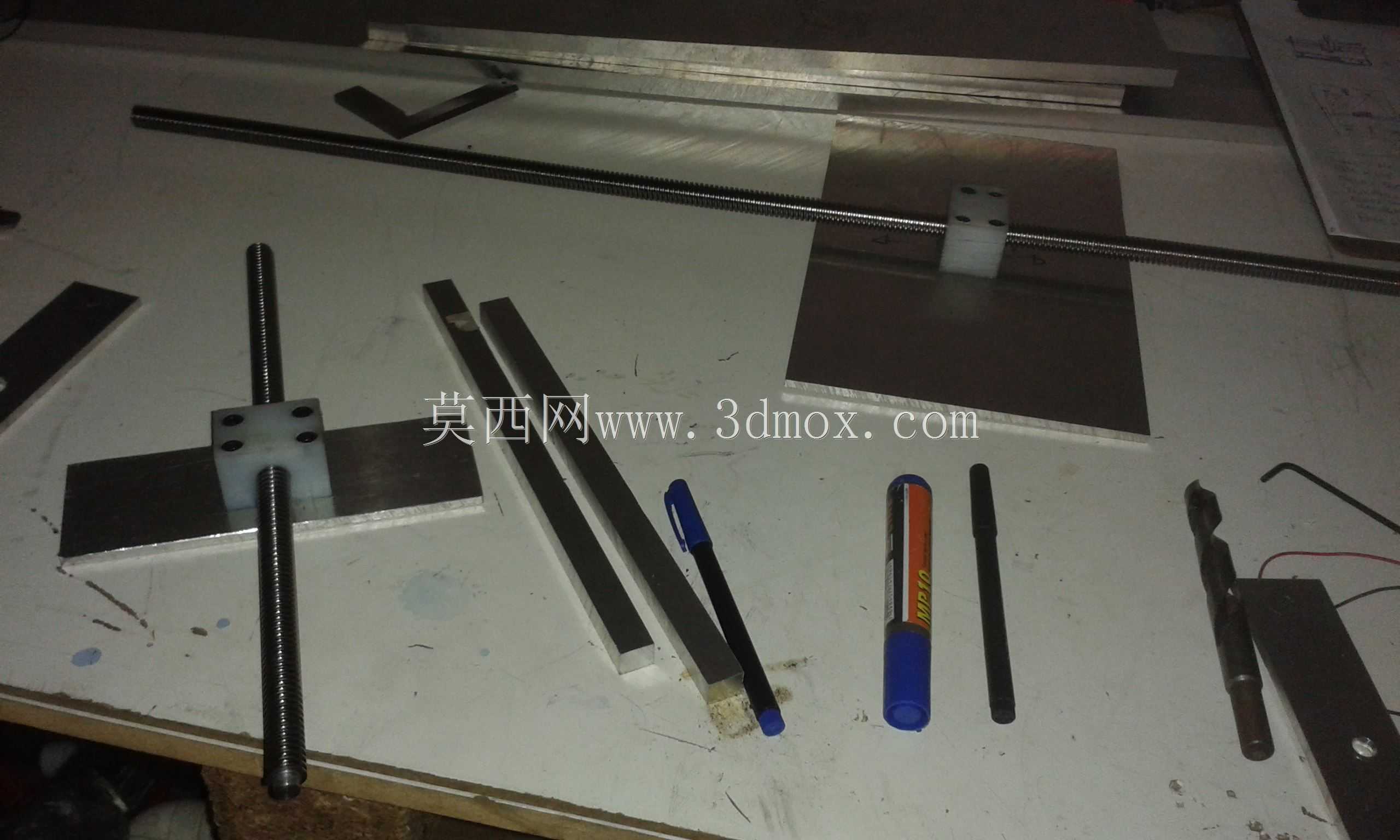 明哈路由器CNC