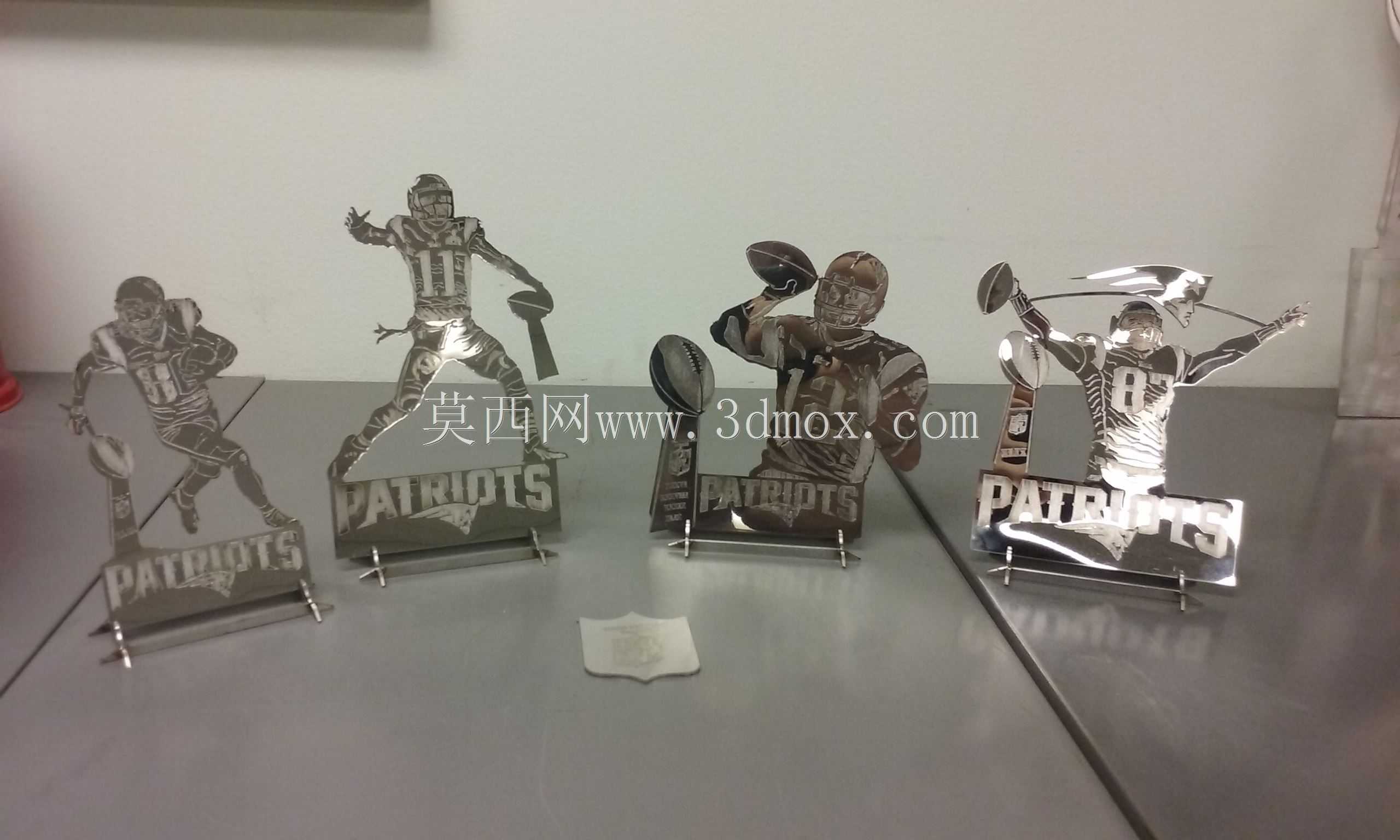 ����ʴ�̣���Ӣ���������ߣ����ᰢ�ɶ�������ķ���׵ϣ����������¶������޲����޿Ʒ�˹��