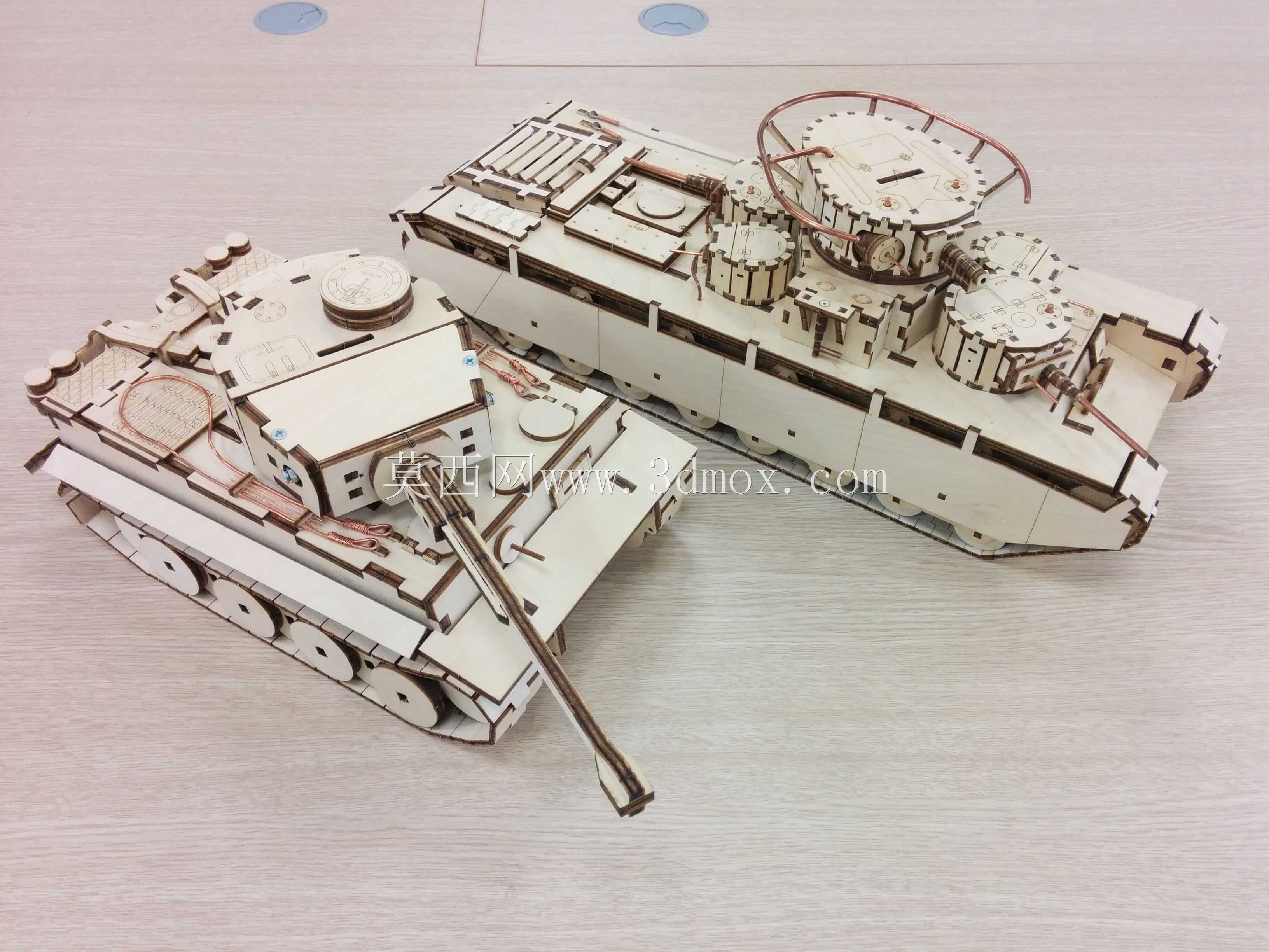 T-35-钱箱
