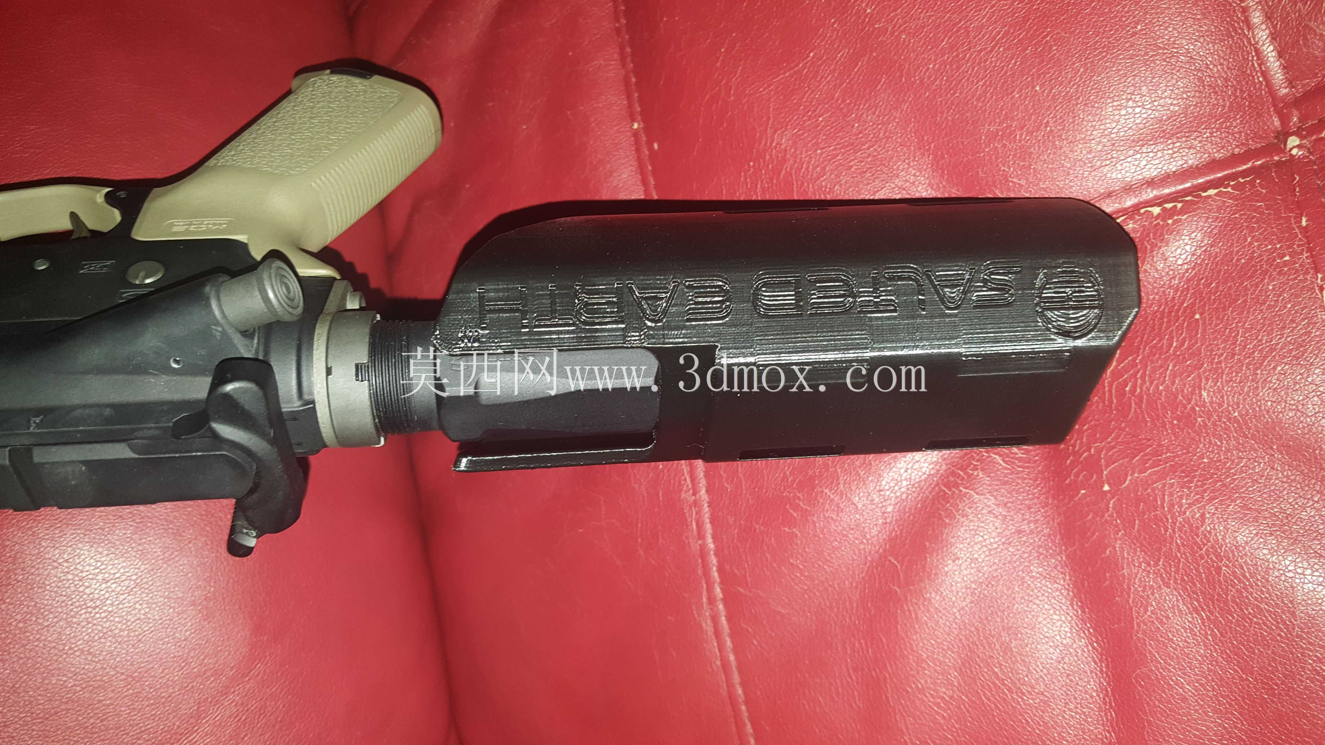 AR-15手枪颊托
