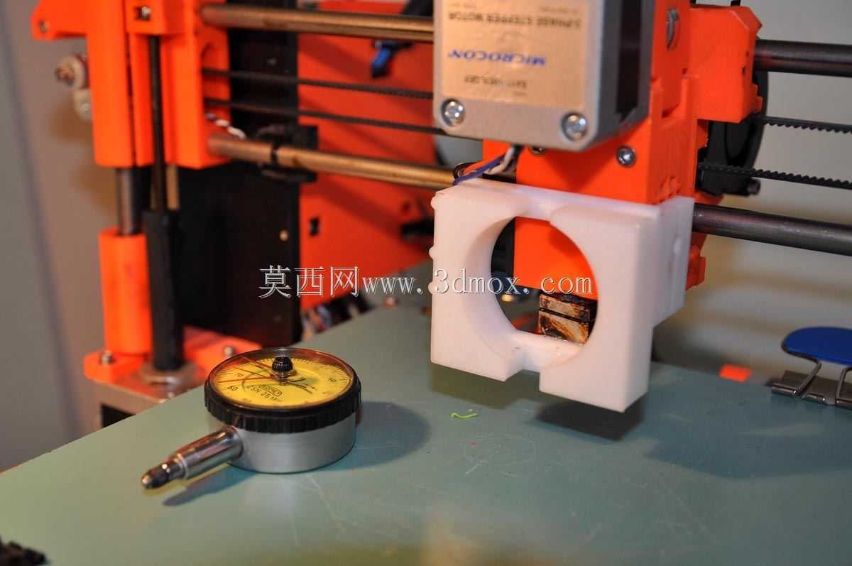 使用Prusa i3上的仪表指示器设置床