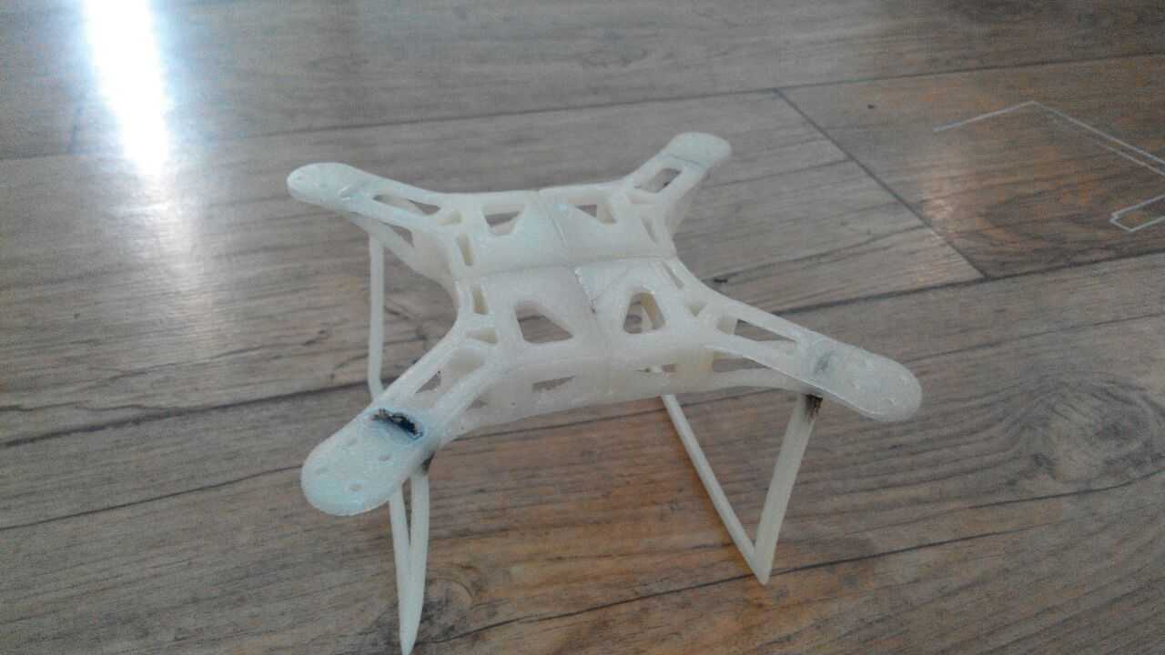 四架直升机Z