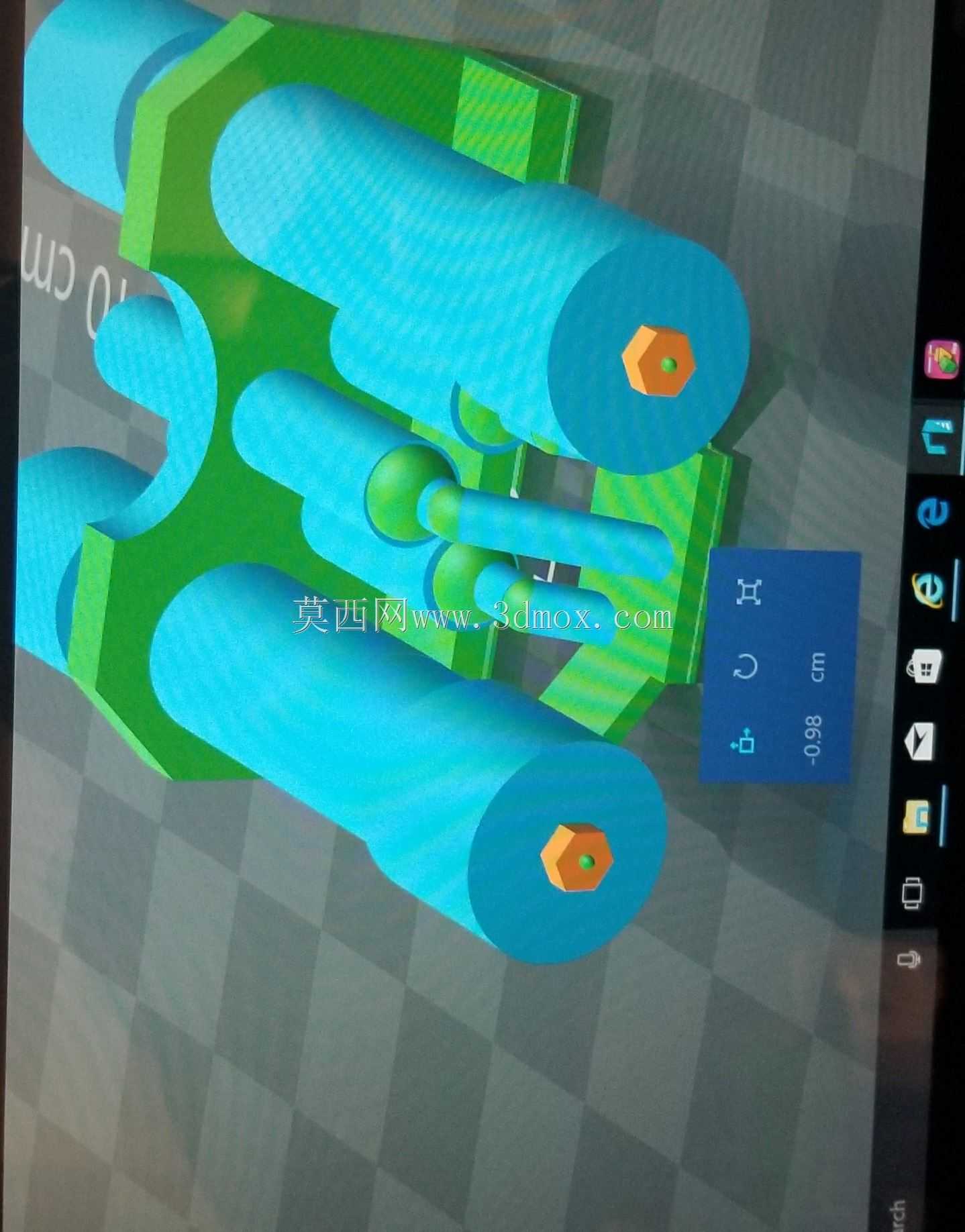E11������