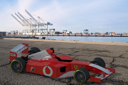 F1������F2002