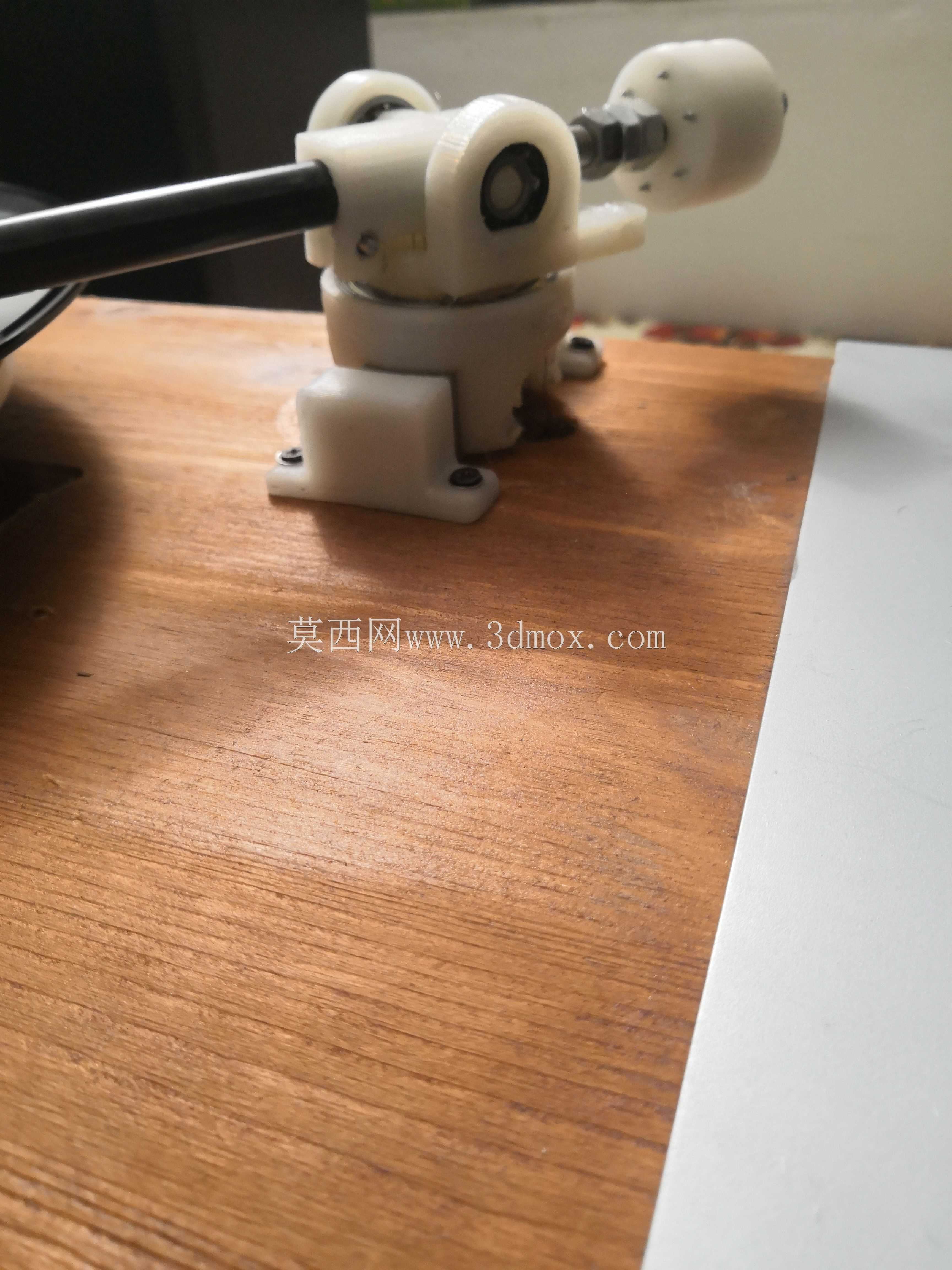 带有3D打印色调的唱片播放器