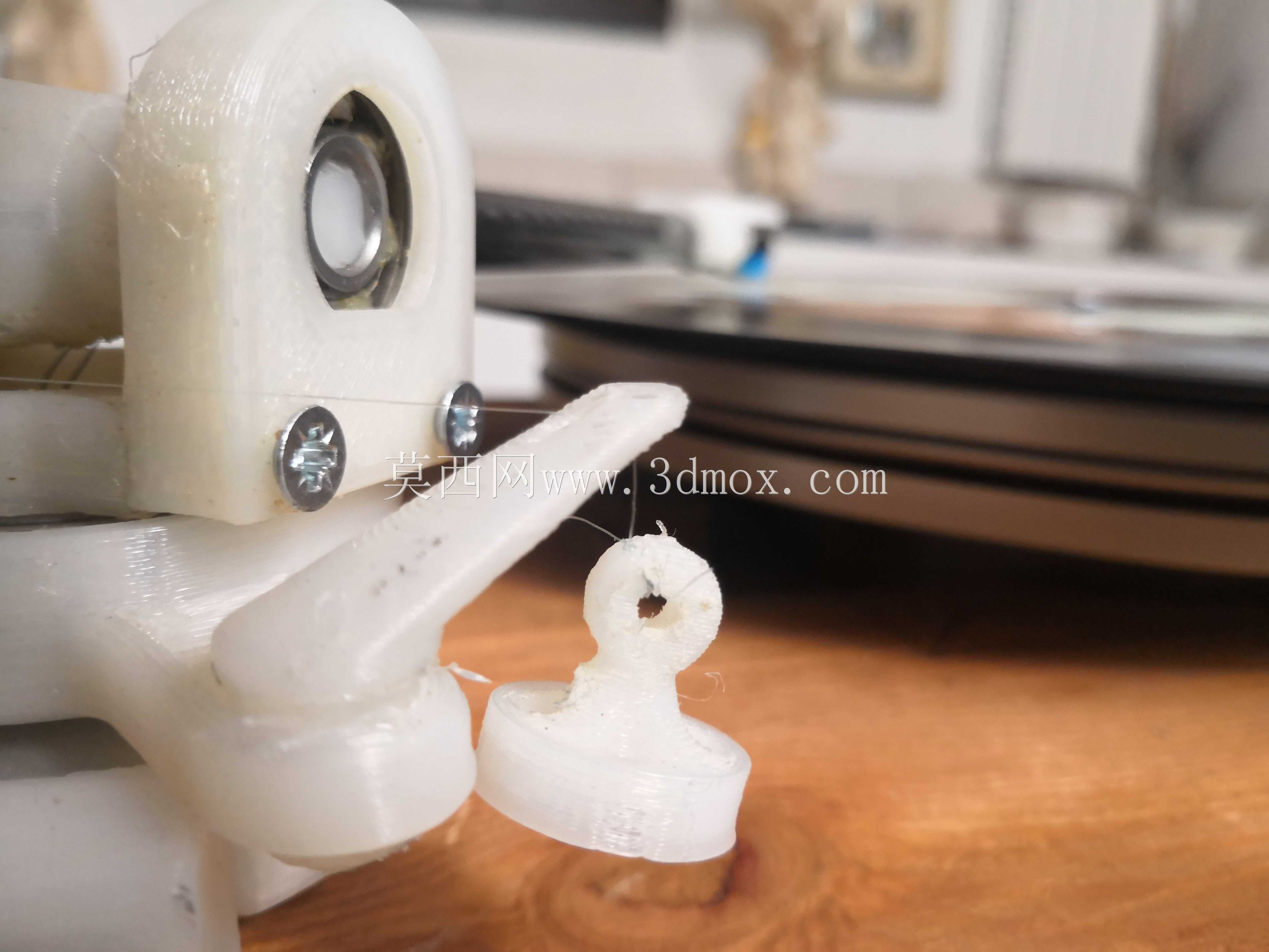 带有3D打印色调的唱片播放器